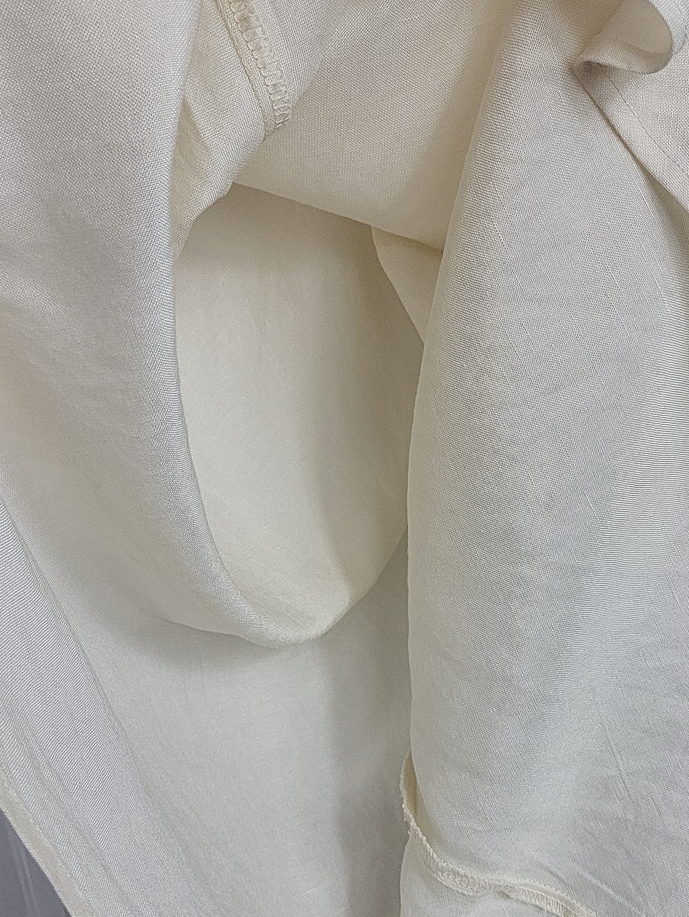 Rhythm Bias Cut Maxi Skirt - CREAM. Size 4 - Picture 7 of 13